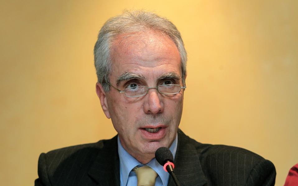 Λουράντος στο MEGA: Δεν έχουμε αντισηπτικά και μάσκες