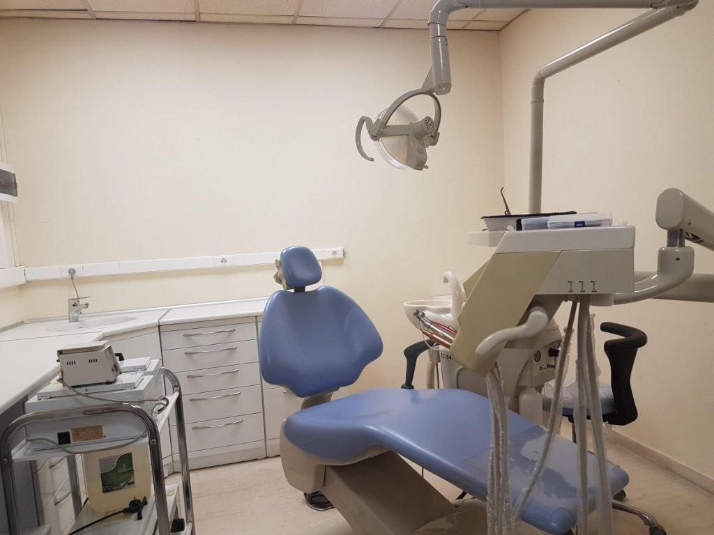 Κοροναϊός : Μόνο έκτακτα περιστατικά στα οδοντιατρεία