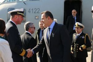 Σχέδια για ανάκληση εορταστικών αδειών και μείωσης στρατευσίμων