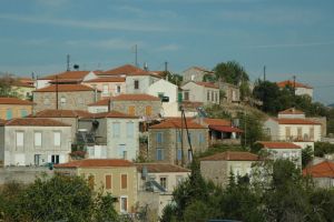 Ερευνάται ύποπτο κρούσμα στη Λέσβο – Κλειστά τα Κέντρα Υγείας Πολιχνίτου και Καλλονής