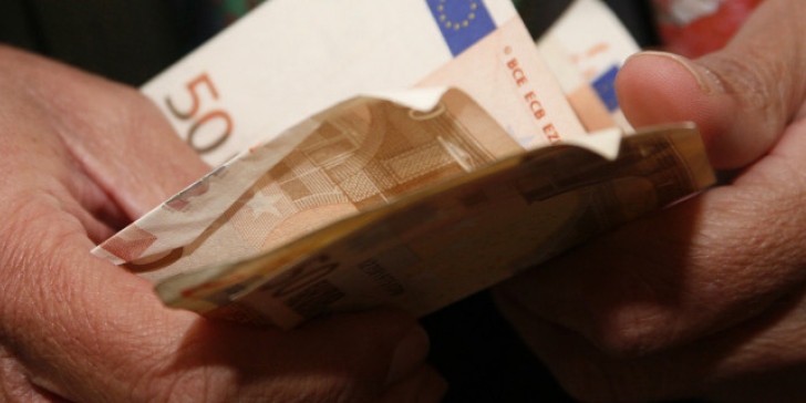 Αρχίζει αύριο η καταβολή των συντάξεων Απριλίου