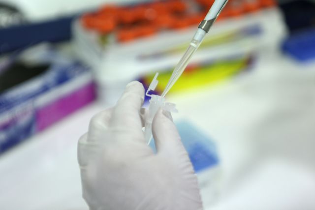 Διάτρητη η διαδικασία ελέγχου των κρουσμάτων κορωνοϊού