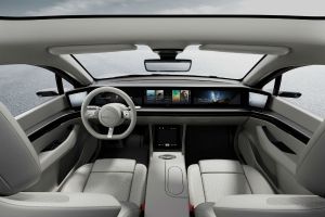 Επικίνδυνες οι οθόνες αφής, ποσο αποσπούν τους οδηγούς κατά την οδήγηση