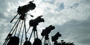 Ο κοροναϊός ξεκαθαρίζει και τους ρόλους στην ενημέρωση