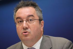 Μόσιαλος : Πιθανό να νοσήσει το 5%-10% του πληθυσμού