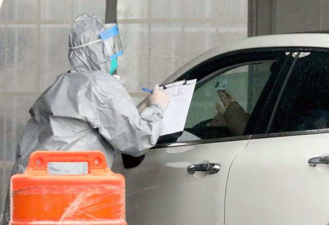 Κοροναϊός : Πάνω από 2.000 τα κρούσματα στις ΗΠΑ