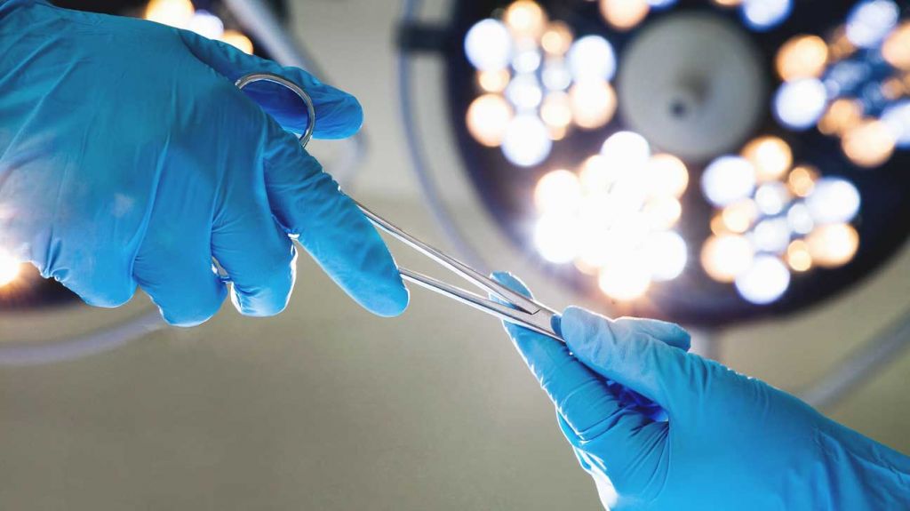 Χαμός στα νοσοκομεία: Αναβάλλονται χειρουργεία και απογευματινά ιατρεία