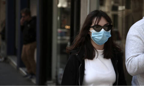 Κοροναϊός : Πώς φτάσαμε στο μέτρο της απαγόρευσης κυκλοφορίας – Τι διακυβεύεται στο εξής