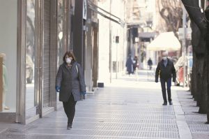 Σύψας : Στα τέλη Μαΐου η κάμψη του κοροναϊού