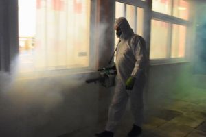 Κορωνοϊός: Ανασκευάζει ο αντιπρύτανης του ΑΠΘ για τον «κατασκευασμένο ιό»