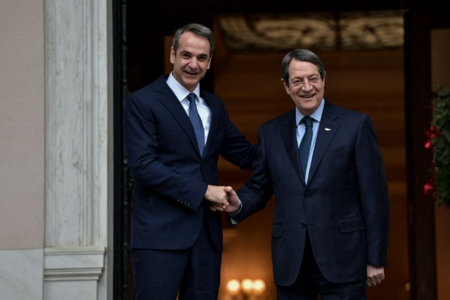 Επικοινωνία Μητσοτάκη – Αναστασιάδη : Κοινές προκλήσεις για Ελλάδα και Κύπρο