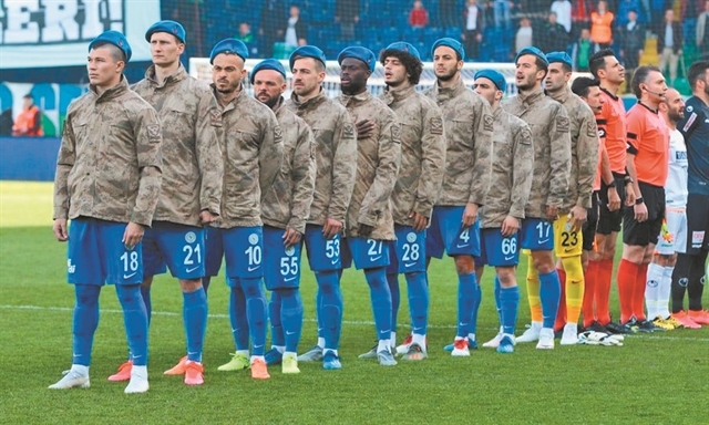 Επίτιμος ισόβιος πρόεδρος!