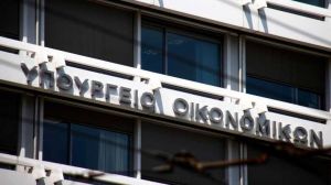 Κοροναϊός: Νέα σύσκεψη στο ΥΠΟΙΚ – Αυτά τα μέτρα εξετάζονται