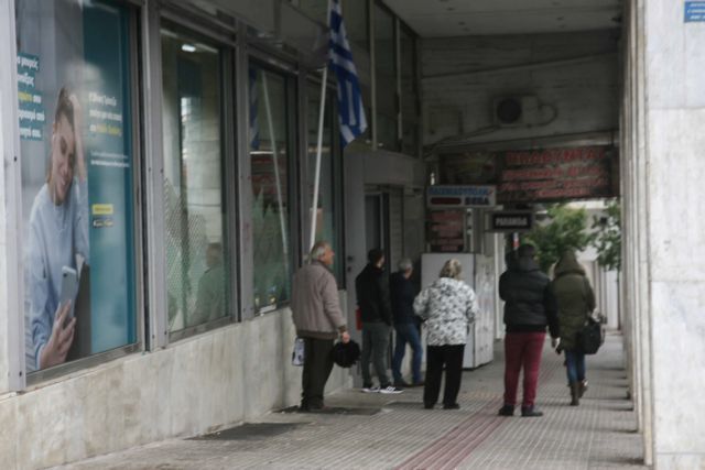 Πέτσας: Επιτρέπονται οι μικρές μετακινήσεις κοντά στο σπίτι