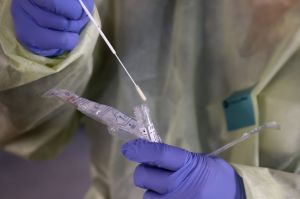 28χρονη ασθενής στην Κρήτη περιγράφει τη μάχη με τον κοροναϊό