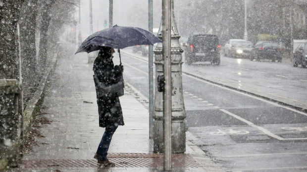 Καιρός : Ισχυρές βροχές και καταιγίδες την Παρασκευή