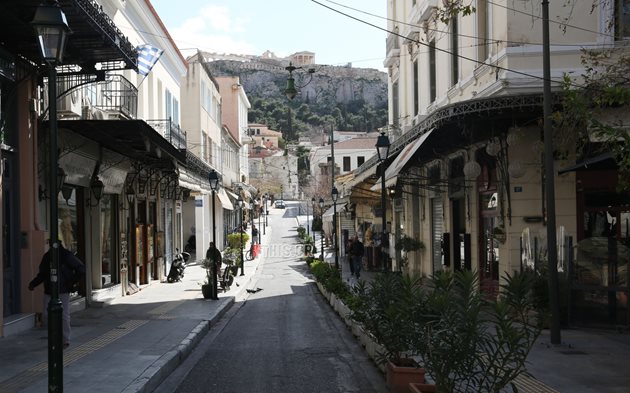 Κοροναϊός : Δραστικά μέτρα κατά του συνωστισμού – Έξοδος μόνο με SMS και χρονικό όριο