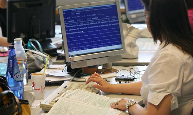 Κοροναϊός : Έκπτωση 25% στην εφορία για επιχειρήσεις και εργαζόμενους