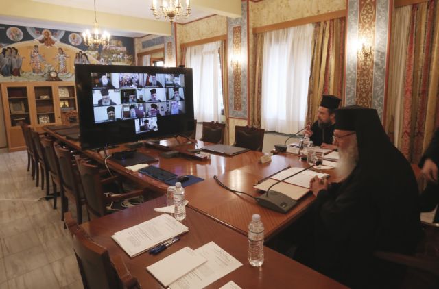 Θεία Λειτουργία χωρίς πιστούς ζητά για το Πάσχα ο Ιερώνυμος