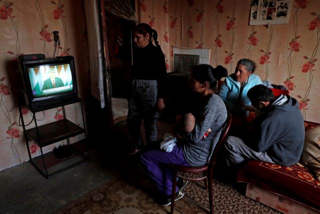 Αντιμέτωποι με τον κοροναϊό και τον Όρμπαν οι Ρομά στην Ουγγαρία