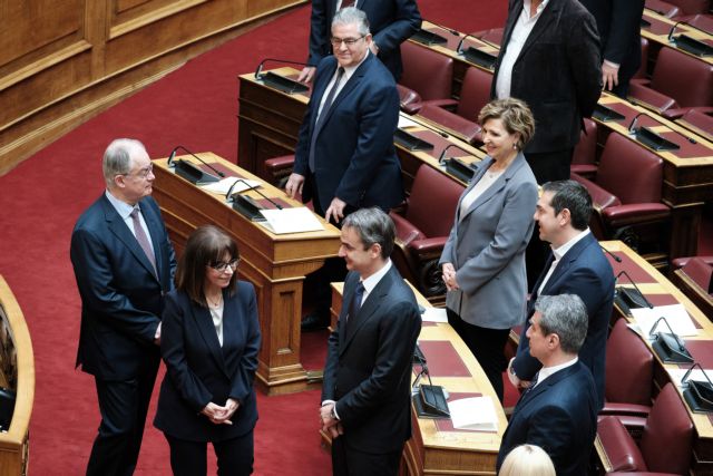 Tηλεδιάσκεψη Σακελλαροπούλου και Μητσοτάκη την Τετάρτη