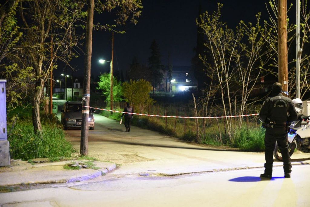 Κοροναϊός : Συναγερμός στη Λάρισα μετά τα 20 κρούσματα σε οικισμό Ρομά