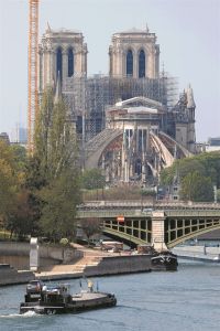 Η αντοχή της Παναγίας των Παρισίων