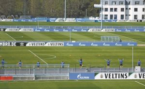 Απάντηση στις χυδαιότητες