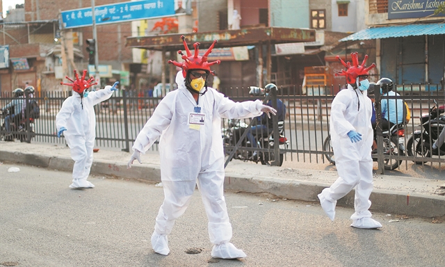 Οι συνωμοσίες του ιού