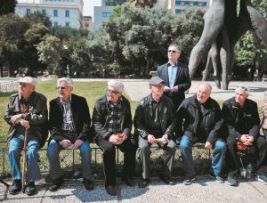 Πάνε πίσω τα αναδρομικά για κύριες και επικουρικές