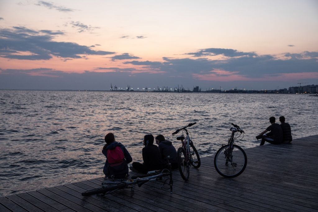 Κοροναϊός : Όλες οι πληροφορίες για τη σταδιακή άρση των περιοριστικών μέτρων