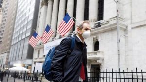 Κοροναϊός – ΗΠΑ: Ανοίγουν καταστήματα ενώ οι νεκροί είναι πάνω από 46.000