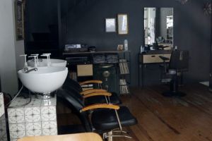 Άρση μέτρων: Πώς θα λειτουργούν κομμωτήρια και κέντρα αισθητικής