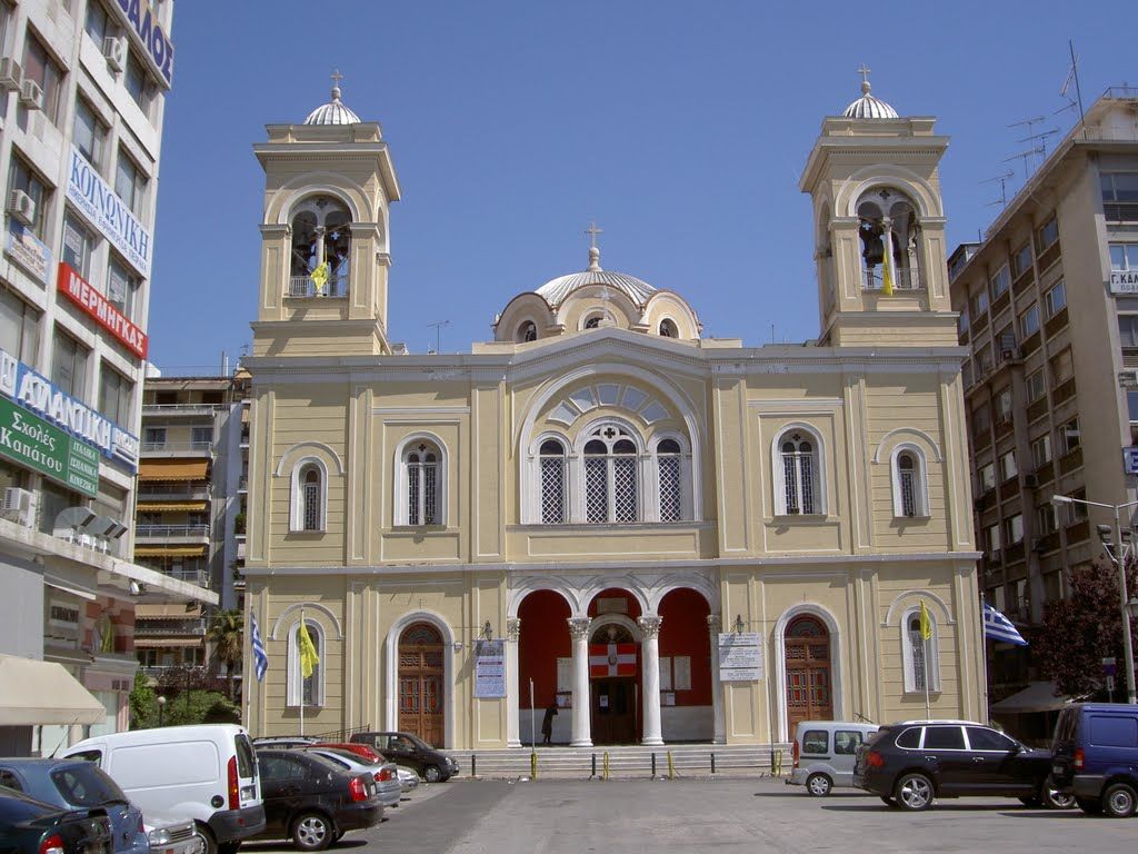 Live από το MEGA: Η Ακολουθία της Αναστάσεως από τον Ιερό Μητροπολιτικό Ναό Αγίων Κωνσταντίνου & Ελένης Πειραιά