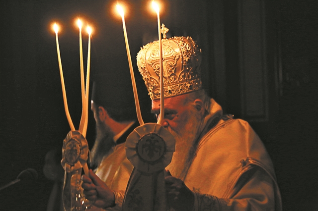 Μια αναχρονιστική αναπαράσταση της «πασχάλιας χαράς»