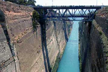 Νεκρός 14χρονος που έπεσε από τον Ισθμό της Κορίνθου