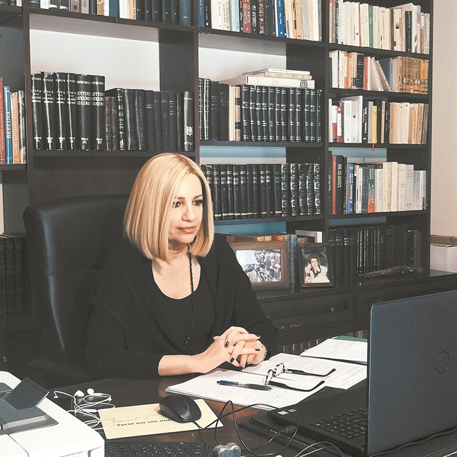 «Αγώνας αντοχής» υπό πίεση και γκρίνια