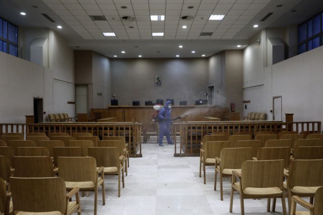 Στις 190 οι δικογραφίες για παραβίαση των μέτρων κατά του κοροναϊου