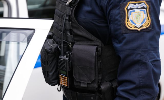 Ποινική δίωξη στον πατέρα της 8χρονης που τραυματίστηκε από σφαίρα