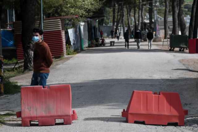 Κοροναϊός : Ένταση στο καμπ της Ριτσώνας – Οι πρόσφυγες φοβούνται ότι θα στοχοποιηθούν