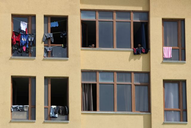 Αγωνία στη Γάζα μετά τα κρούσματα –  Χωρίς εφόδια για την πανδημία