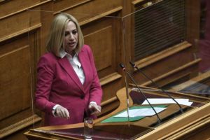 «Προσοχή στις απομιμήσεις» – Απάντηση Γεννηματά στο «φλερτ» Τσίπρα