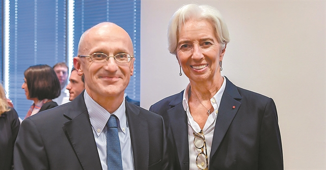 Η ΕΚΤ πιέζει για τη δημιουργία μιας bad bank