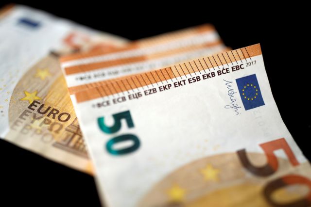 Επίδομα 400 ευρώ: Τη Δευτέρα αρχίζει η καταβολή σε μακροχρόνια άνεργους