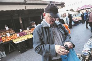 Τα τρία «δώρα» του Πάσχα: Αρχίζουν οι πληρωμές για συντάξεις,επιδόματα, δώρα