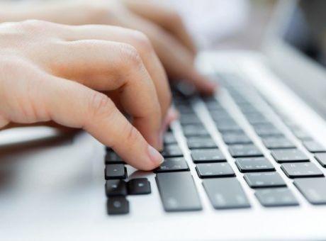 Κοροναϊός : Τι να προσέξετε υποβάλλοντας αίτηση για το επίδομα των 800 ευρώ