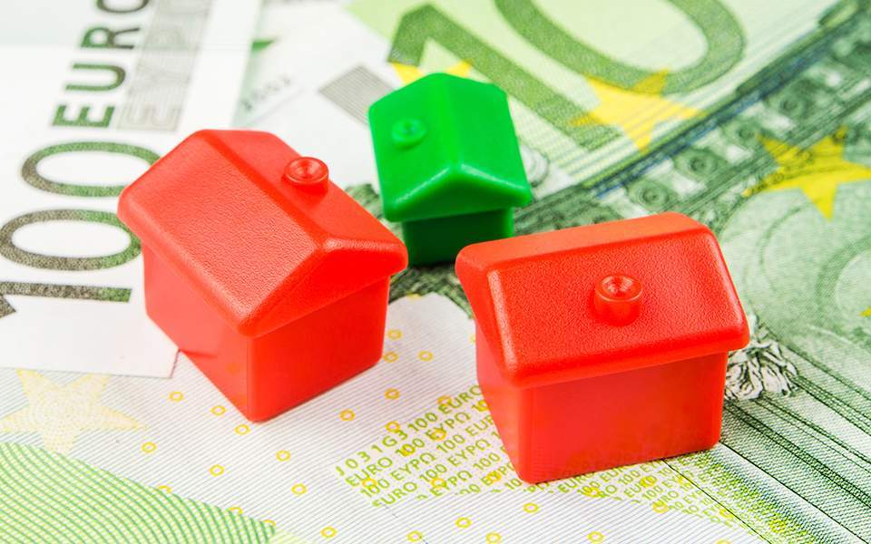 Μέτρα ανακούφισης υπερχρεωμένων νοικοκυριών και επιχειρήσεων