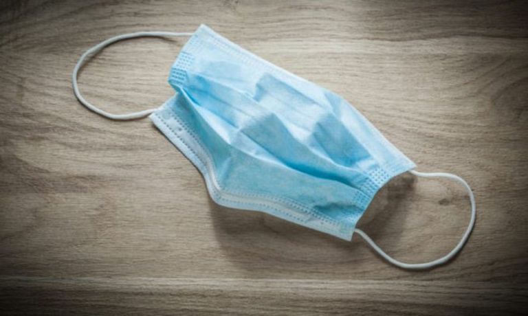 Δήμος Πειραιά : Θα φτιάξει υφασμάτινες μάσκες για την ενίσχυση των κοινωνικών δομών