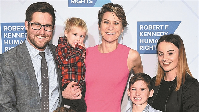 Του Ελληνα ο τράχηλος κασκόλ δεν υπομένει