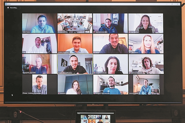 Πρωταθλητές στο Μαξίμου – κι ένα ραντεβού για τον Μάιο